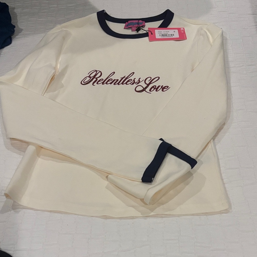 Edikted Relentless Long Sleeve T-Shirt Cream Long Sleeve Top with Navy Accents